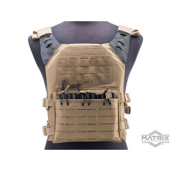 Matrix Laser Cut Compact Plate Carrier (Color: Coyote Brown)